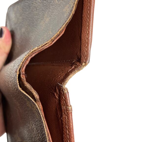 Louis Vuitton Vintage Bi Fold Small Wallet - Picture 11 of 16